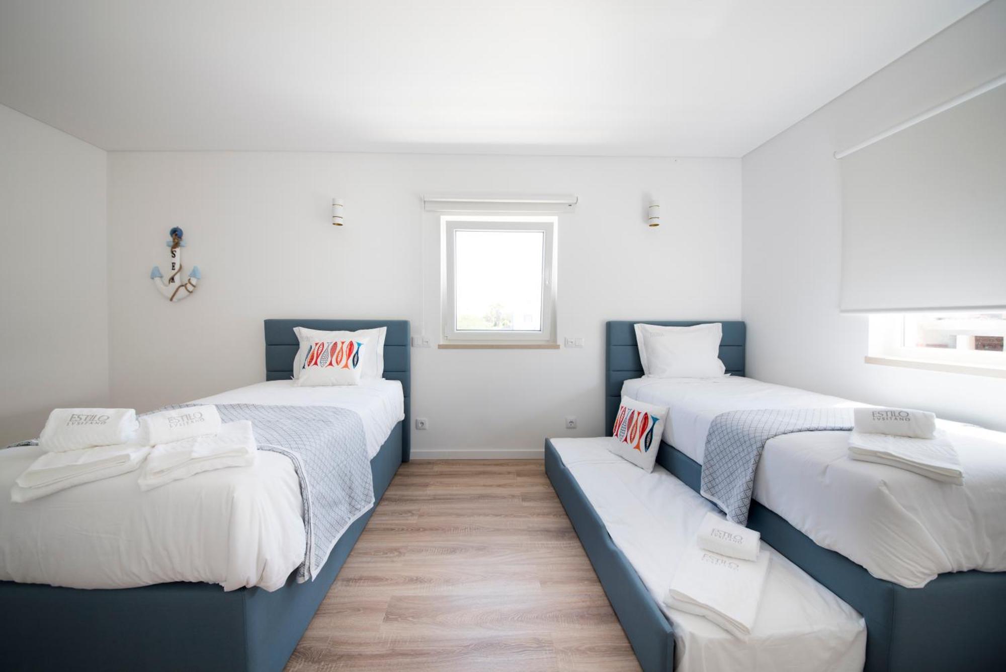 Casa Da Praia & Casa Da Mare Da Alta By Estilo Lusitano, Com Piscina Privada Porto Covo Phòng bức ảnh